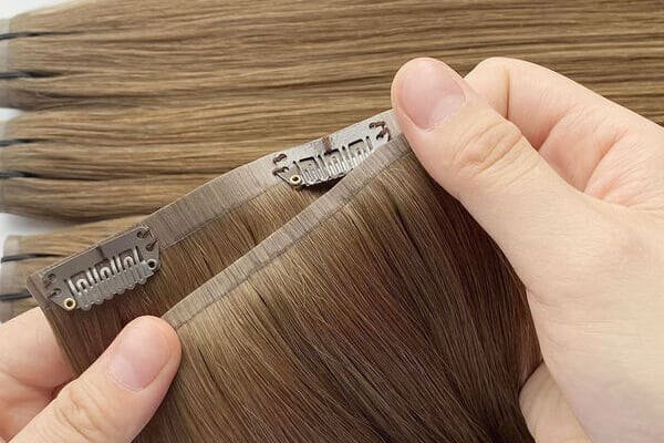 Classic 7-piece clip-in hair extension set